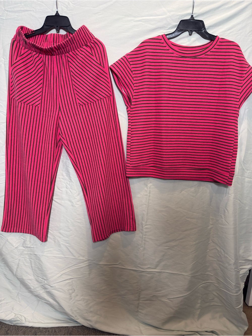 Women's Pink & Green Striped Short Sleeve Set by Tankaneo